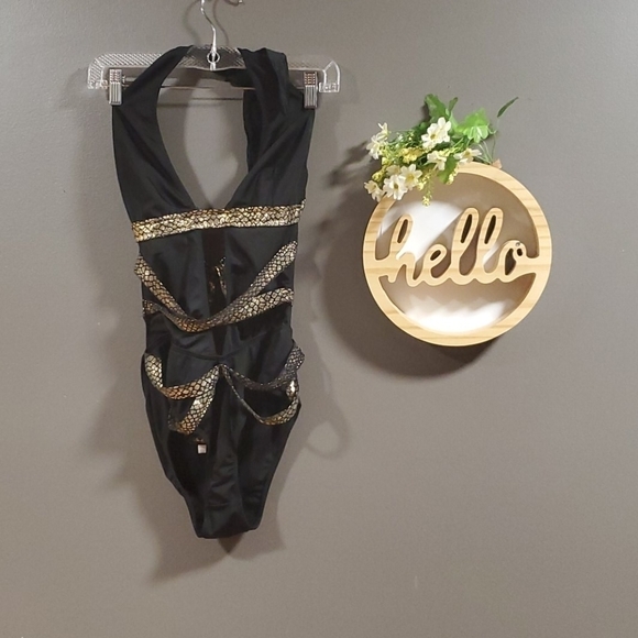 Unbranded one piece bathing suit - Picture 1 of 3